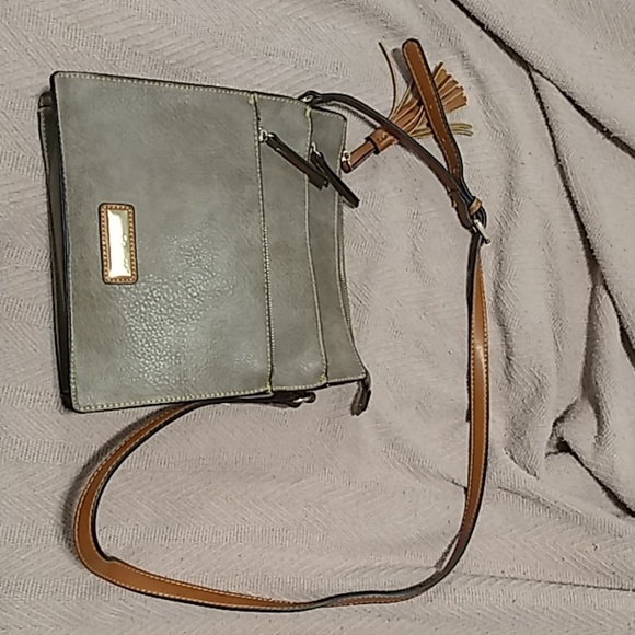 Simply Noelle Cross Body Purse - Picture 2 of 4